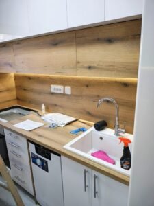 modularne uticnice iznad radne ploce.jpg